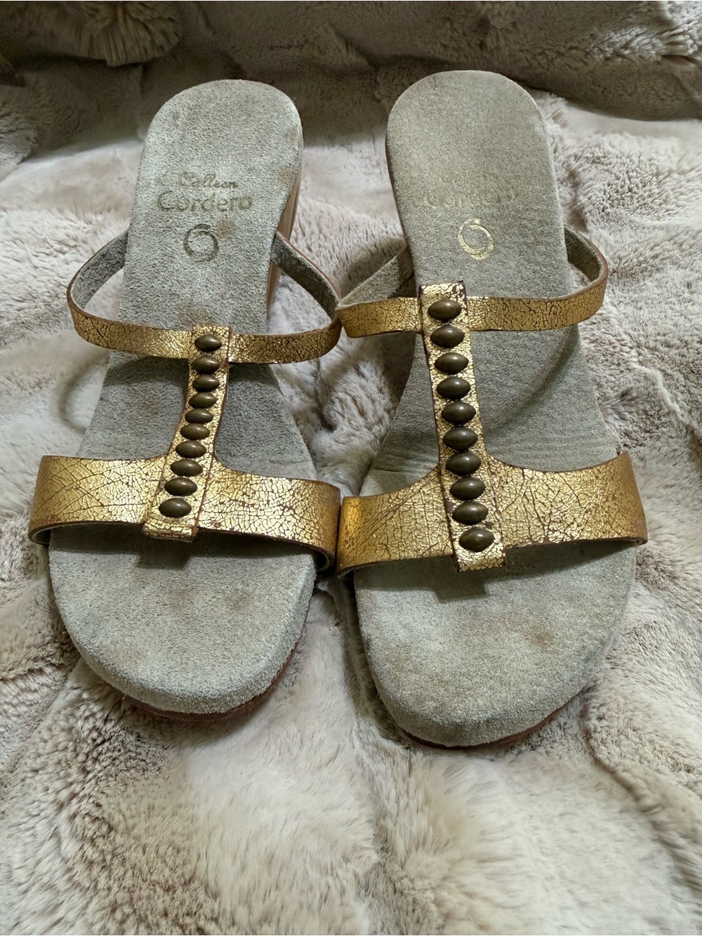Gold Cracked-Texture T-Strap Women's Sandals with Stud Accents